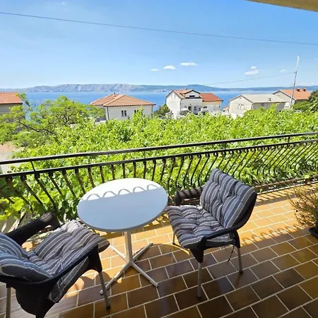 Leo 2 Nv - For 2-3 Persons With Bathroom, Balcony * Novi Vinodolski