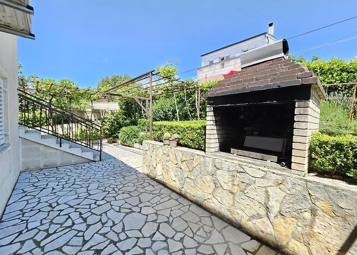 Konukevi Leo 2 Nv - For 2-3 Persons With Bathroom, Balcony
