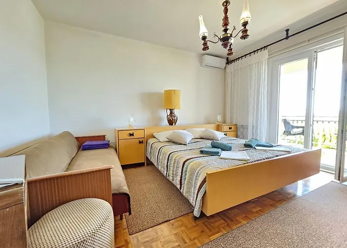 Leo 2 Nv - For 2-3 Persons With Bathroom, Balcony