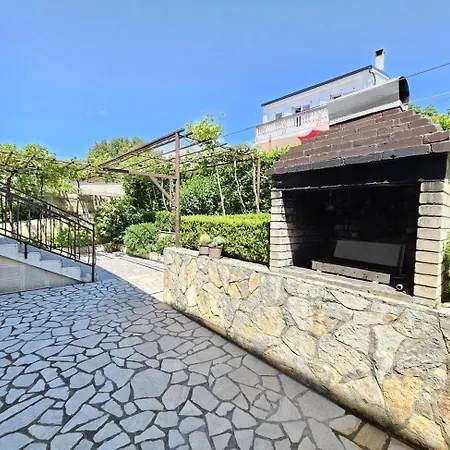 Guest house Leo 2 Nv - For 2-3 Persons With Bathroom, Balcony