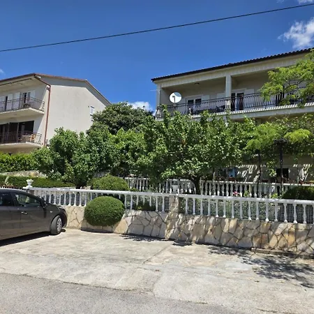 Leo 2 Nv - For 2-3 Persons With Bathroom, Balcony Guest house Novi Vinodolski